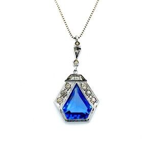 Art Deco Cornflower Blue Glass Paste Lavalier Pendant Necklace 16 Inch